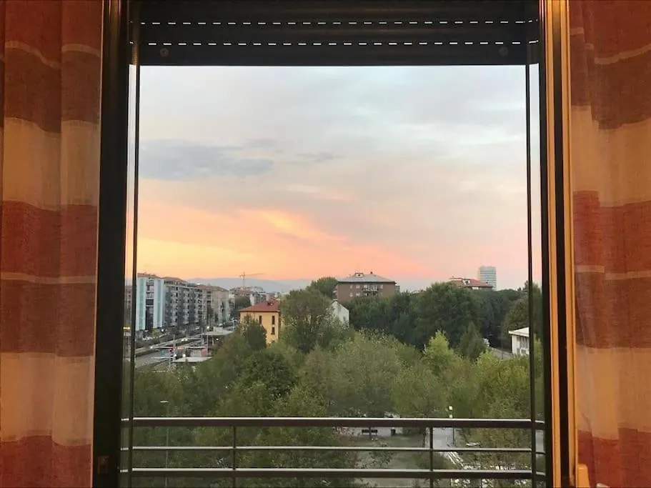 Appartamento Incantevole: Milano Apartment Milan